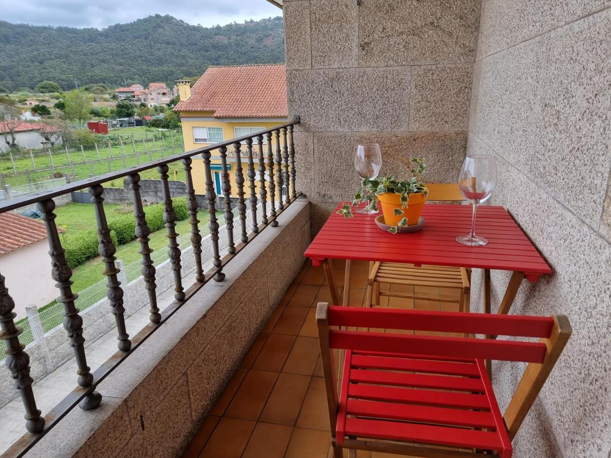 Apartamentos Ria De Aldán Dış mekan fotoğraf