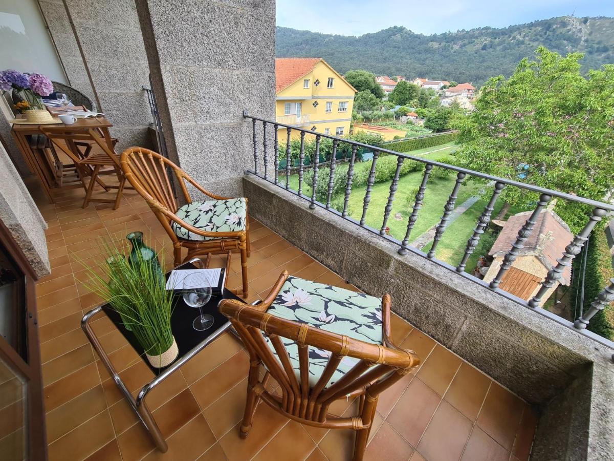 Apartamentos Ria De Aldán Dış mekan fotoğraf