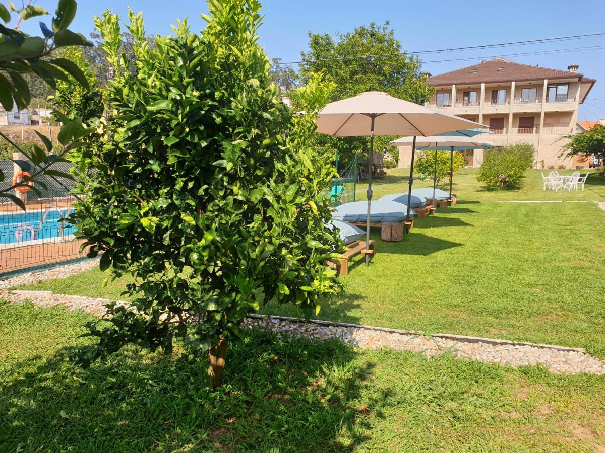 Apartamentos Ria De Aldán Dış mekan fotoğraf