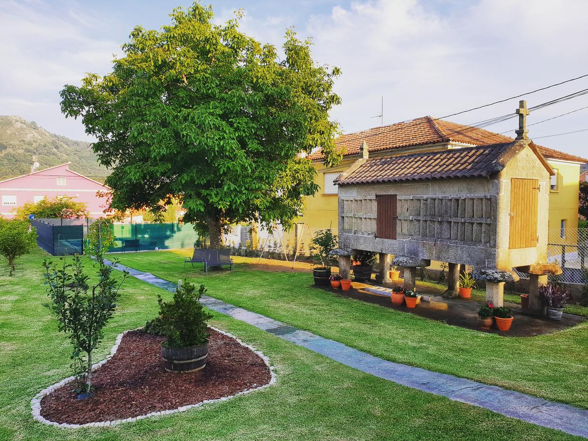 Apartamentos Ria De Aldán Dış mekan fotoğraf
