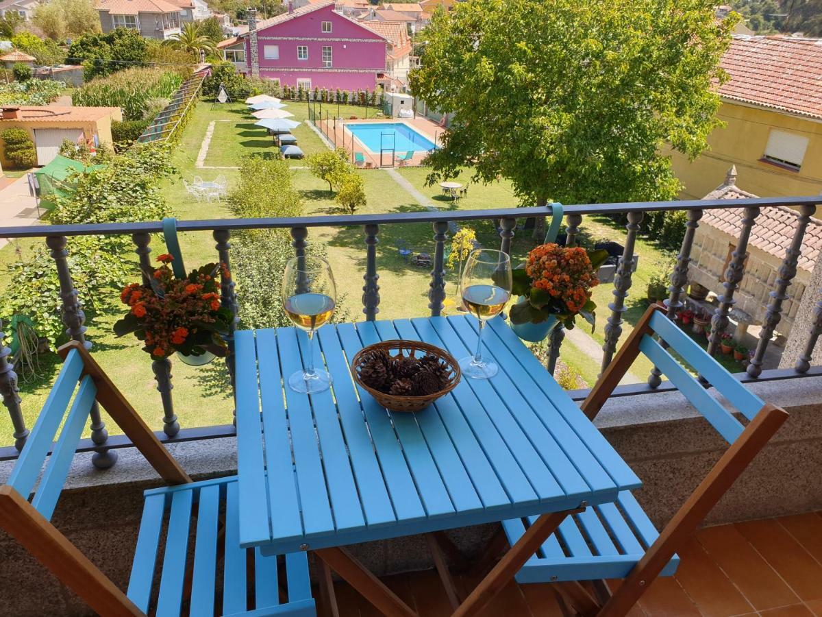 Apartamentos Ria De Aldán Dış mekan fotoğraf
